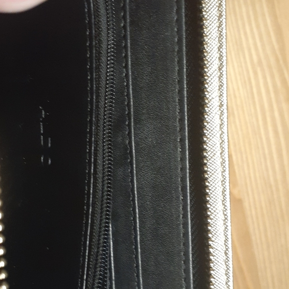 Wallet - Picture 3 of 4